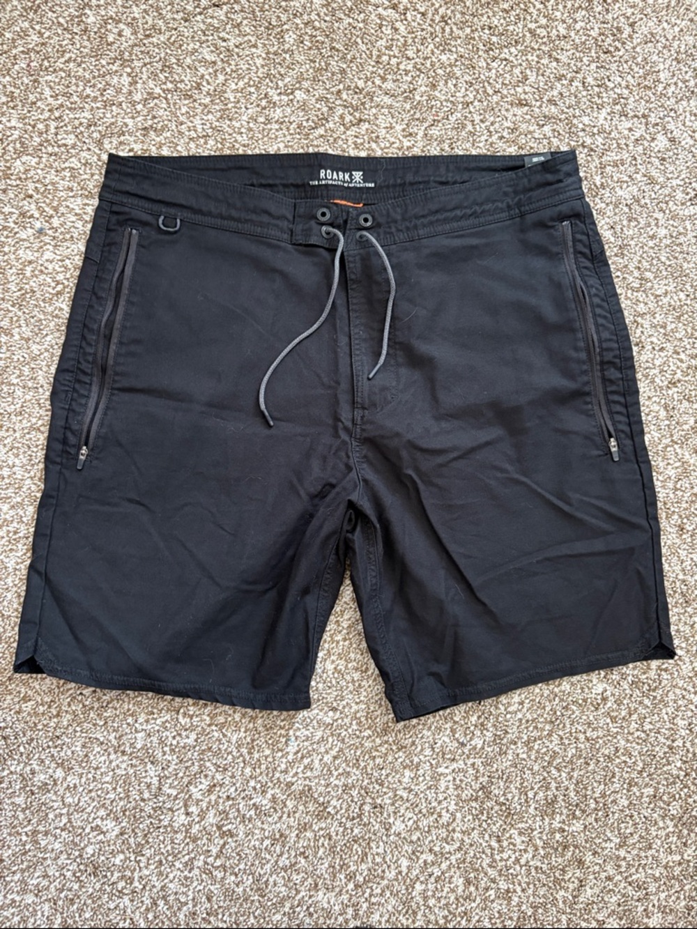 Roark men’s shorts. Size 34